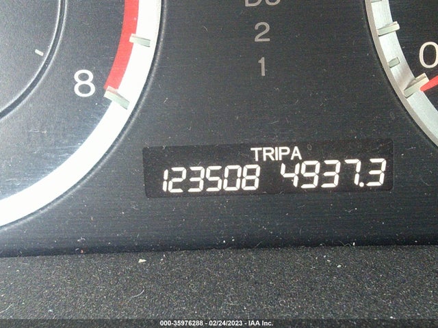 2011 HONDA ACCORD SDN EX-L VIN: 1HGCP3F84BA016014