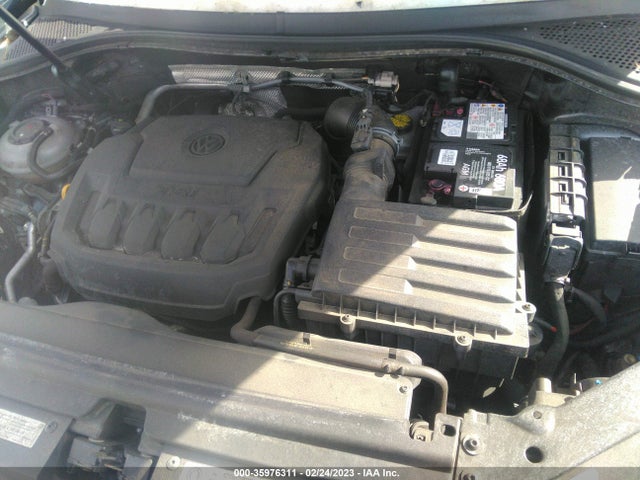 Volkswagen TIGUAN S 2018 3VV0B7AX1JM010602 Image 11