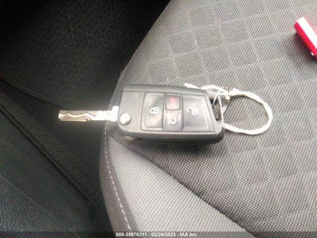 Volkswagen TIGUAN S 2018 3VV0B7AX1JM010602 Image 3