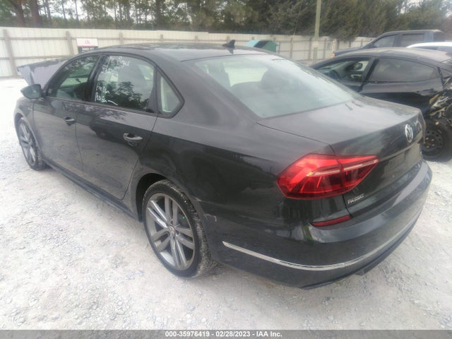 1VWAA7A34JC002687 Volkswagen Passat 2.0t S/r-line