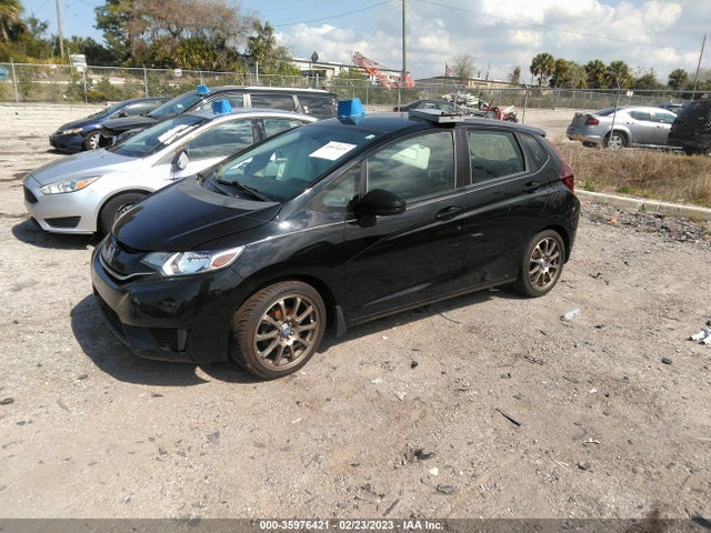 Honda FIT LX 2015 3HGGK5H51FM775520 Image 2