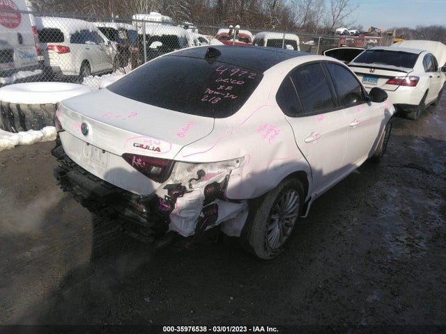 2022 Alfa Romeo Giulia, VIN: ZARFANAN6N7656531