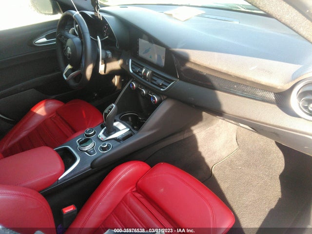 2022 Alfa Romeo Giulia, VIN: ZARFANAN6N7656531
