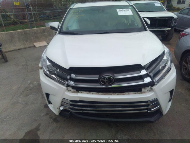 2018 TOYOTA HIGHLANDER LIMITED VIN: 5TDYZRFH3JS262524