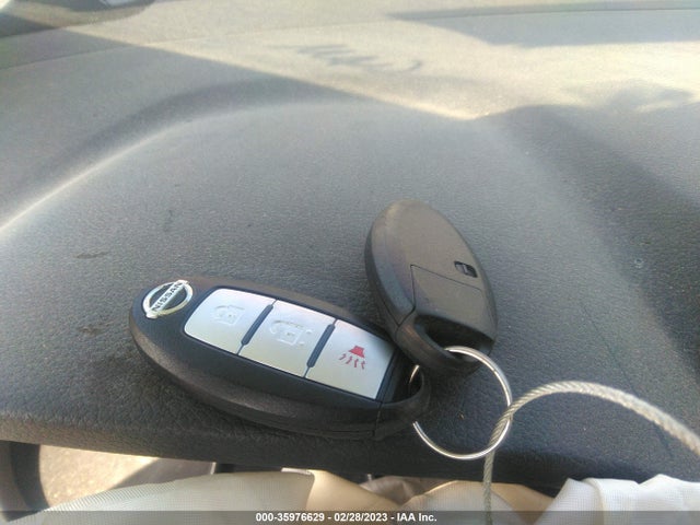 Nissan ROGUE SV 2016 JN8AT2MT1GW028476 Image 3