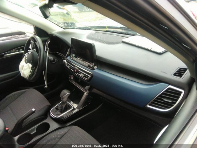 KNDEU2AA8N7301661 KIA SELTOS S