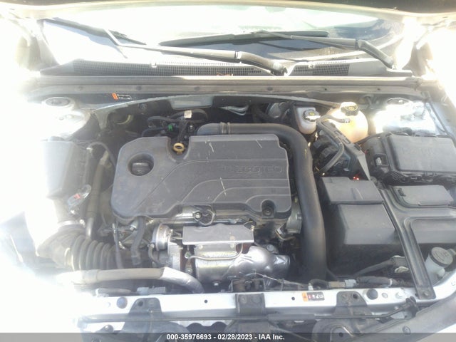 2021 Chevrolet Malibu, VIN: 1G1ZD5ST8MF005782