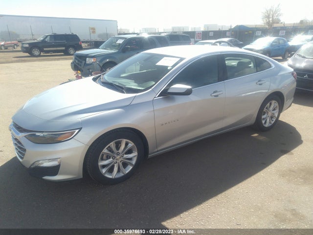 2021 Chevrolet Malibu, VIN: 1G1ZD5ST8MF005782