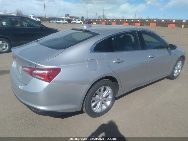 2021 Chevrolet Malibu, VIN: 1G1ZD5ST8MF005782