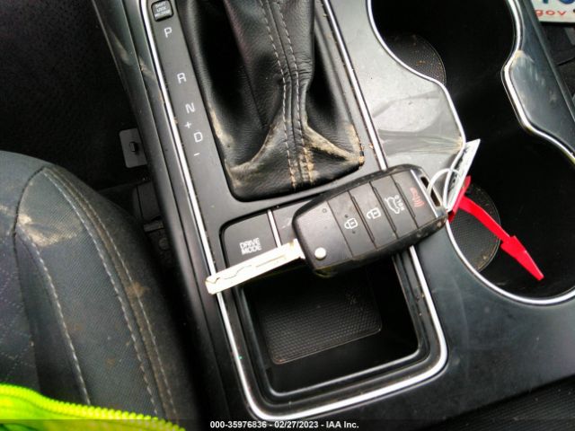 5XYPG4A38KG575244 KIA SORENTO L