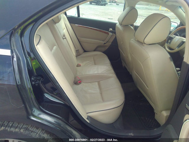 Lincoln MKZ 2011 3LNHL2GC7BR759832 Image 8