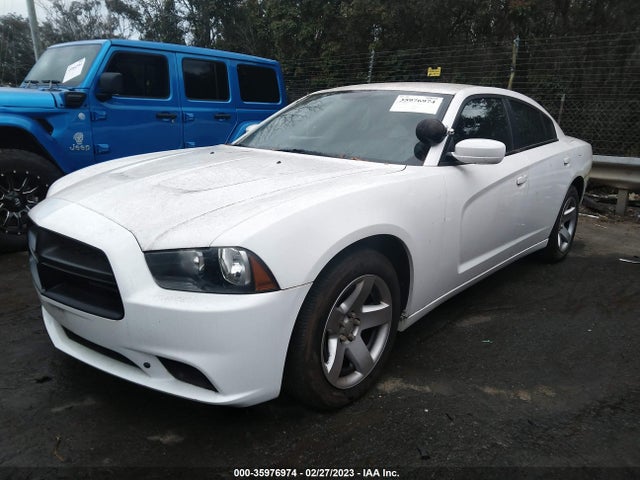 Dodge Charger Police 2014 2C3CDXAT0EH187296 Image 2