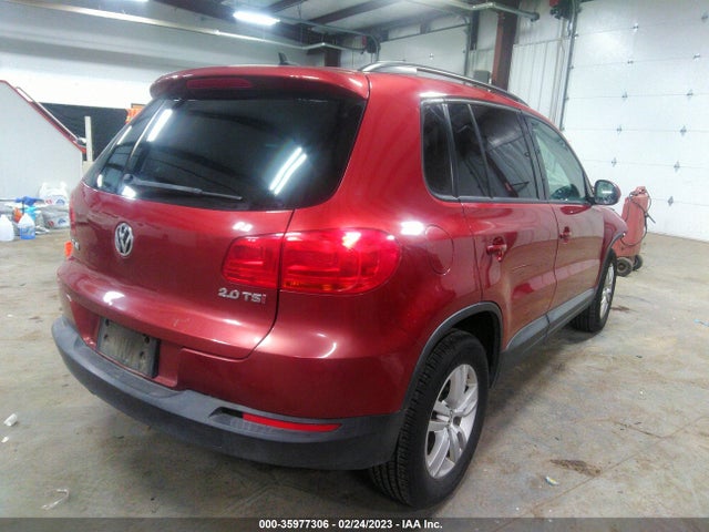 WVGAV7AX4FW115468 Volkswagen TIGUAN S