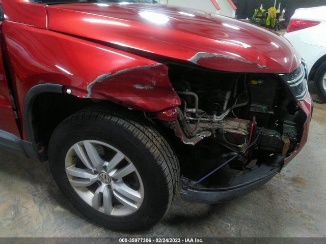 WVGAV7AX4FW115468 Volkswagen TIGUAN S