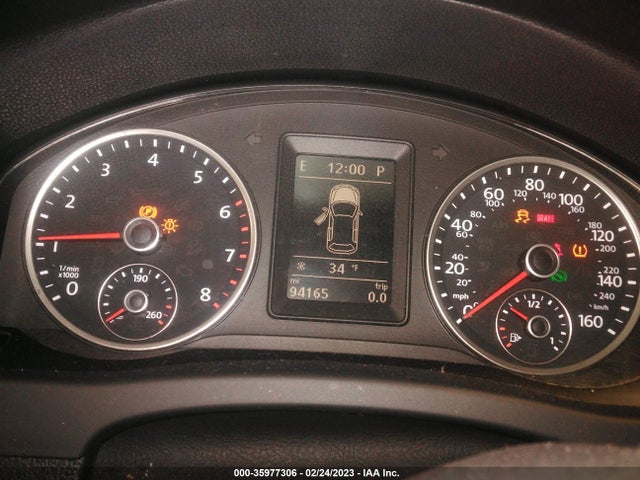 WVGAV7AX4FW115468 Volkswagen TIGUAN S
