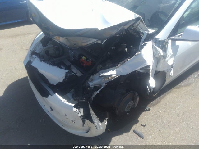 Tesla Model Y Long Range 2022 7SAYGDEE5NF547013 Image 6