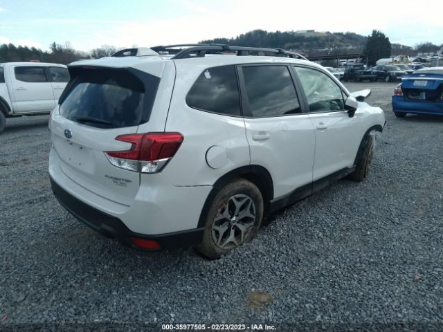 JF2SKADC4NH446854 Subaru Forester Premium