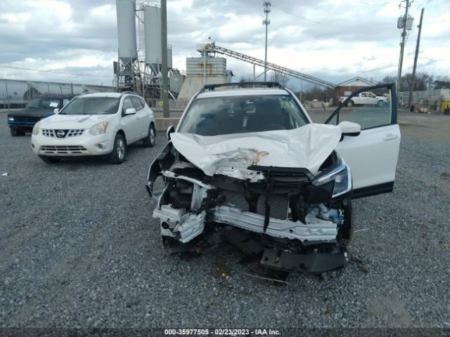 JF2SKADC4NH446854 Subaru Forester Premium