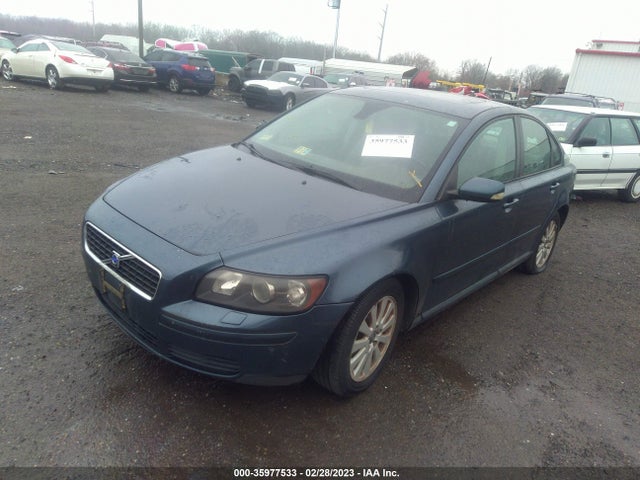 2005 VOLVO S40 VIN: YV1MS382052058506