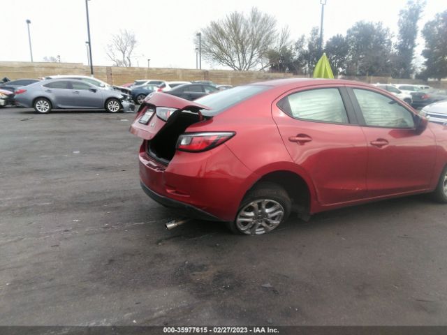 3MYDLBZV9GY110744 Scion IA