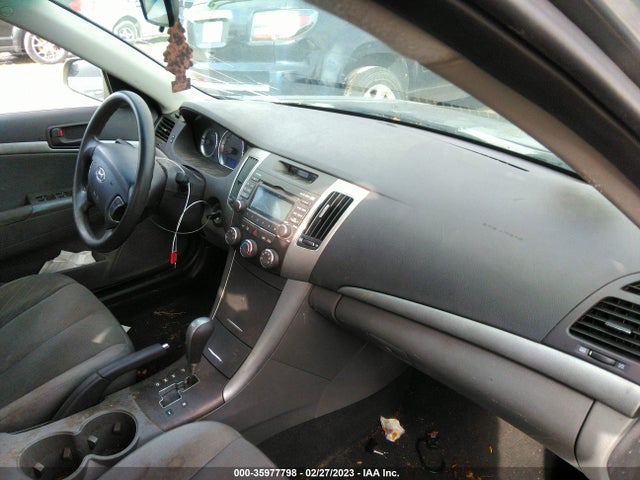 2010 HYUNDAI SONATA GLS VIN: 5NPET4AC2AH581647