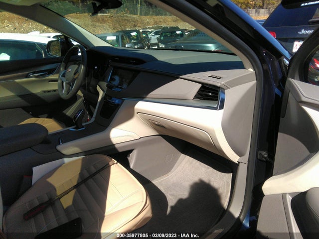 1GYKNDRS0HZ303612 Cadillac Xt5 Luxury Awd