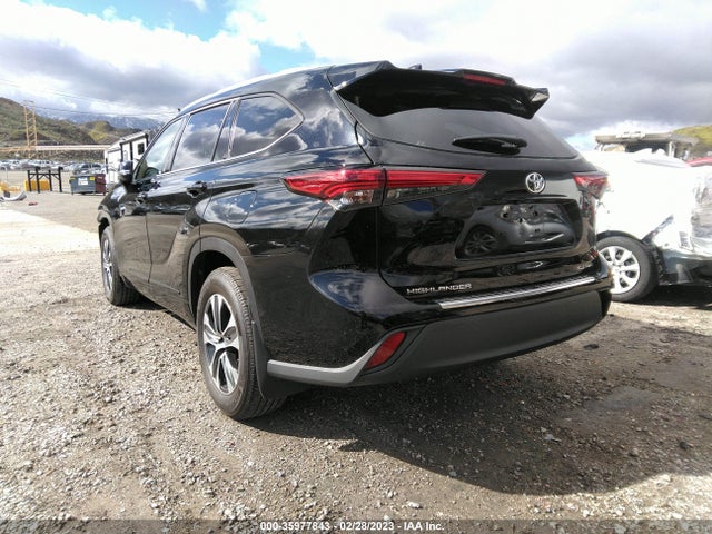 2022 Toyota Highlander, VIN: 5TDHZRBHXNS593399