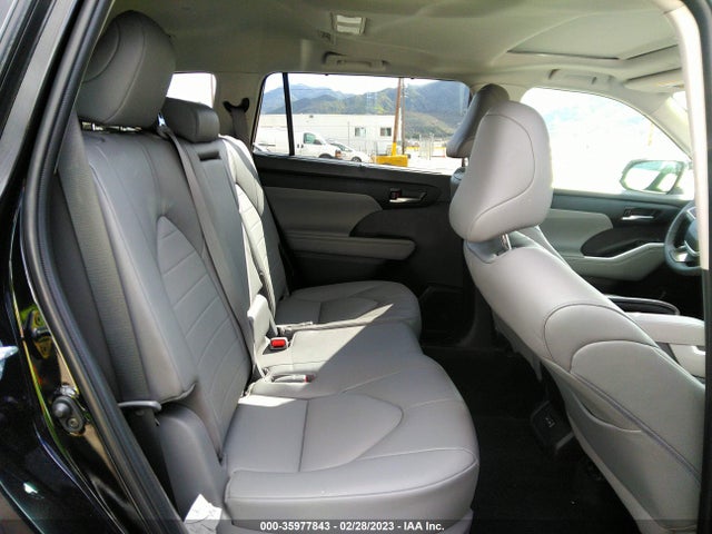 2022 Toyota Highlander, VIN: 5TDHZRBHXNS593399