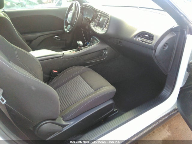 Dodge Challenger Sxt 2019 2C3CDZAG3KH730652 Image 6