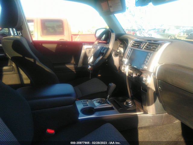 2022 Toyota 4Runner, VIN: JTEMU5JR7N6065850