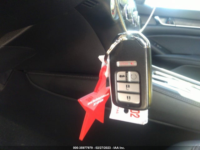 2019 Honda Accord, VIN: 1HGCV3F55KA021038