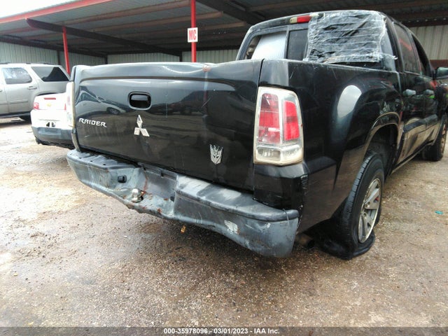 1Z7HC28K98S620412 Mitsubishi RAIDER LS