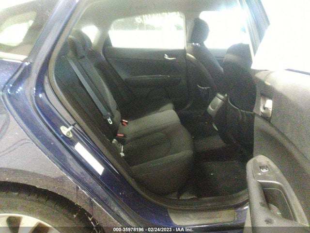 KIA Optima Lx 2017 5XXGT4L33HG146678 Image 9