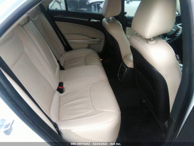 Chrysler 300 Limited 2018 2C3CCAEG6JH194051 Image 8
