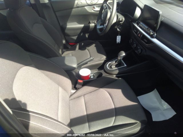 3KPF24AD7PE506374 KIA Forte Lxs