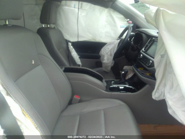 2016 Toyota Highlander, VIN: 5TDKKRFH9GS131665