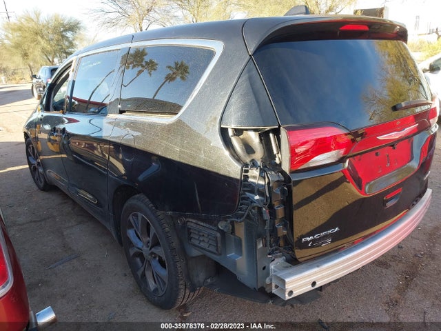 2C4RC1GG9HR530850 Chrysler Pacifica Limited