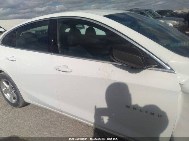 Chevrolet Malibu 1fl 2017 1G1ZC5ST9HF158745 Image 12
