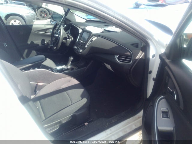 Chevrolet Malibu 1fl 2017 1G1ZC5ST9HF158745 Image 5
