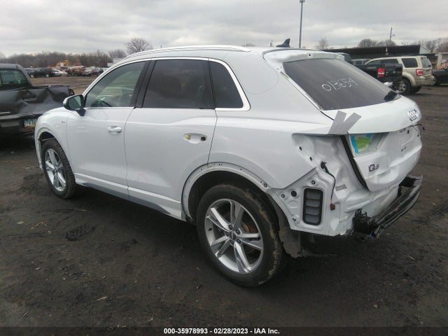 WA1DECF30M1013654 Audi Q3 S Line Premium
