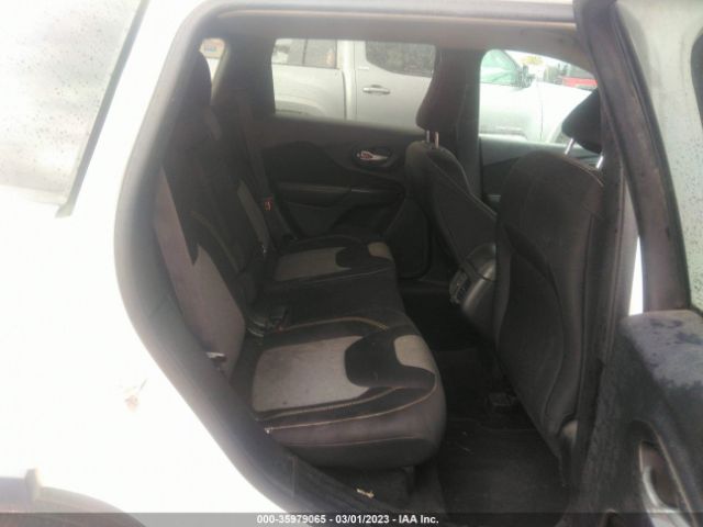 1C4PJLAB3FW676994 Jeep Cherokee Sport