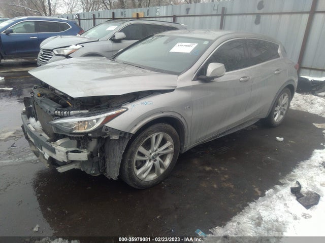 Infiniti QX30 2017 SJKCH5CP9HA016602 Image 2