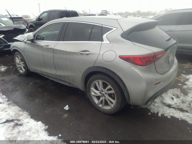 Infiniti QX30 2017 SJKCH5CP9HA016602 Image 3