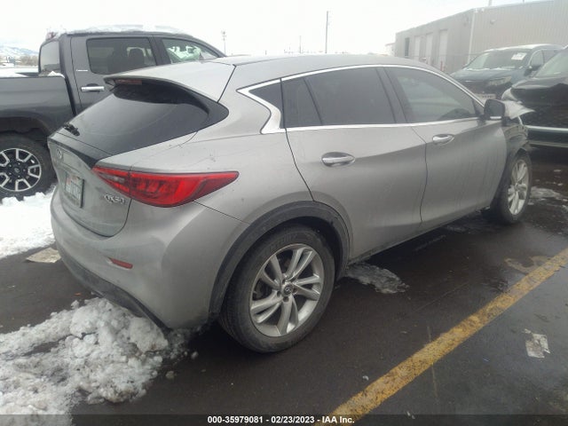 Infiniti QX30 2017 SJKCH5CP9HA016602 Image 4