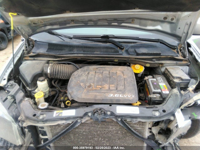 2C4RC1HG1ER332659 Chrysler Town & Country S