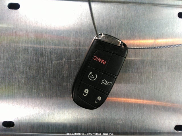 Chrysler 200 C 2015 1C3CCCCG4FN524332 Image 11