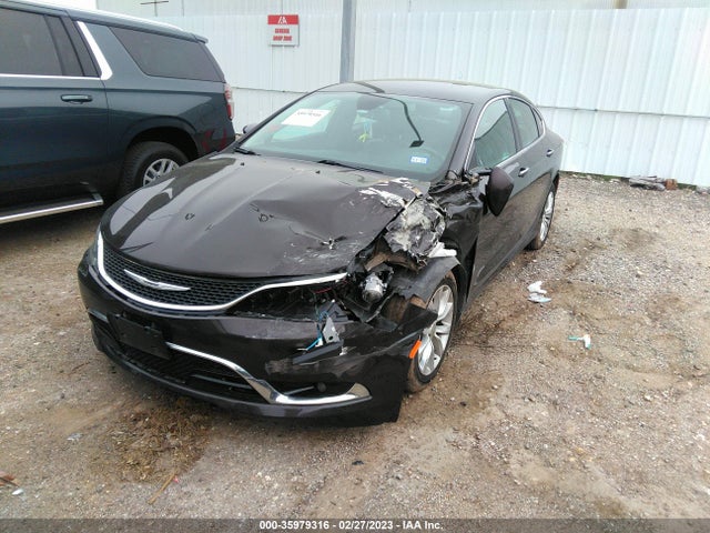 Chrysler 200 C 2015 1C3CCCCG4FN524332 Image 2