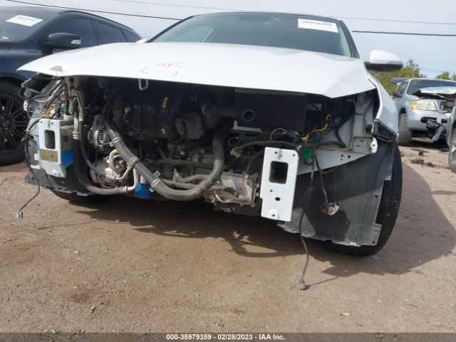5XXGT4L37KG306522 KIA Optima S