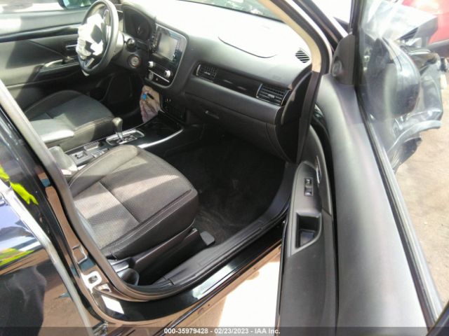JA4AD2A33LZ009217 Mitsubishi Outlander Es