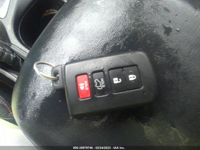 2016 Toyota RAV4, VIN: 2T3NFREV4GW289967